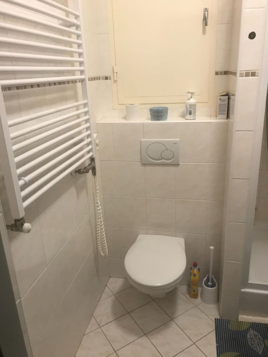 Pronájem bytu 1+kk 40 m², Březnická, Zlín, Zlínský kraj Pronájem bytu 1+kk 40 m², Březnická, Zlín, Zlínský kraj