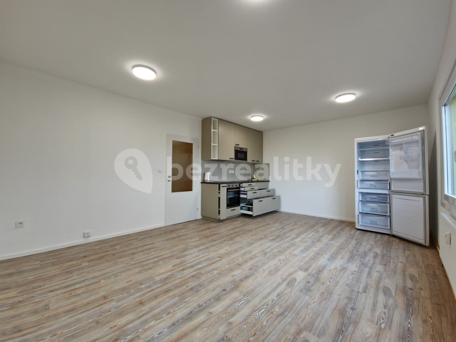 Pronájem bytu 1+kk 34 m², Houdova, Praha, Praha Pronájem bytu 1+kk 34 m², Houdova, Praha, Praha