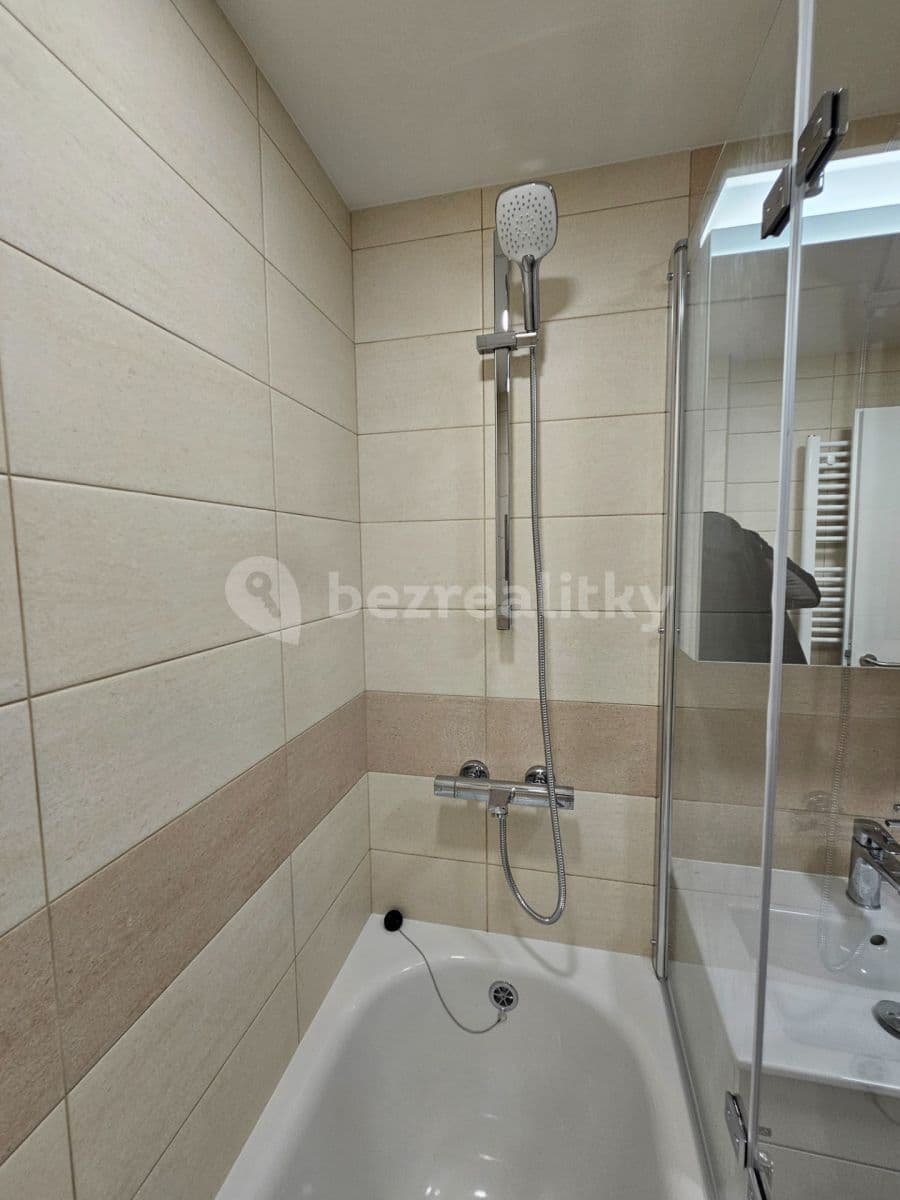 Pronájem bytu 1+kk 34 m², Houdova, Praha, Praha Pronájem bytu 1+kk 34 m², Houdova, Praha, Praha