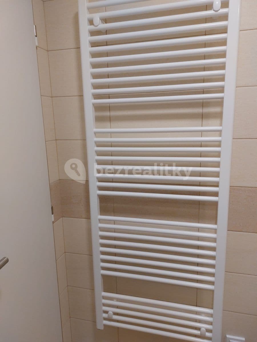 Pronájem bytu 1+kk 34 m², Houdova, Praha, Praha Pronájem bytu 1+kk 34 m², Houdova, Praha, Praha