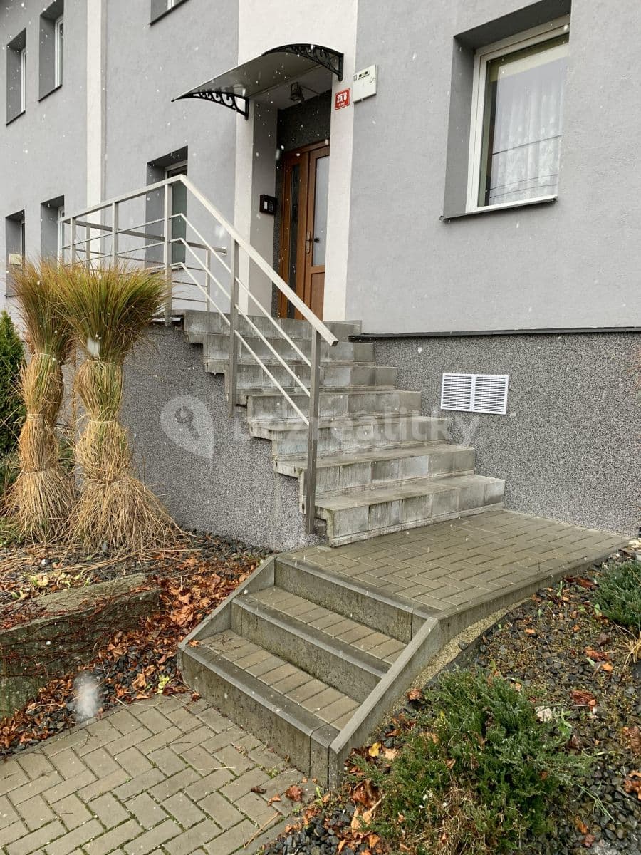 Pronájem bytu 1+1 40 m², Hlavní, Ostrava, Moravskoslezský kraj Pronájem bytu 1+1 40 m², Hlavní, Ostrava, Moravskoslezský kraj