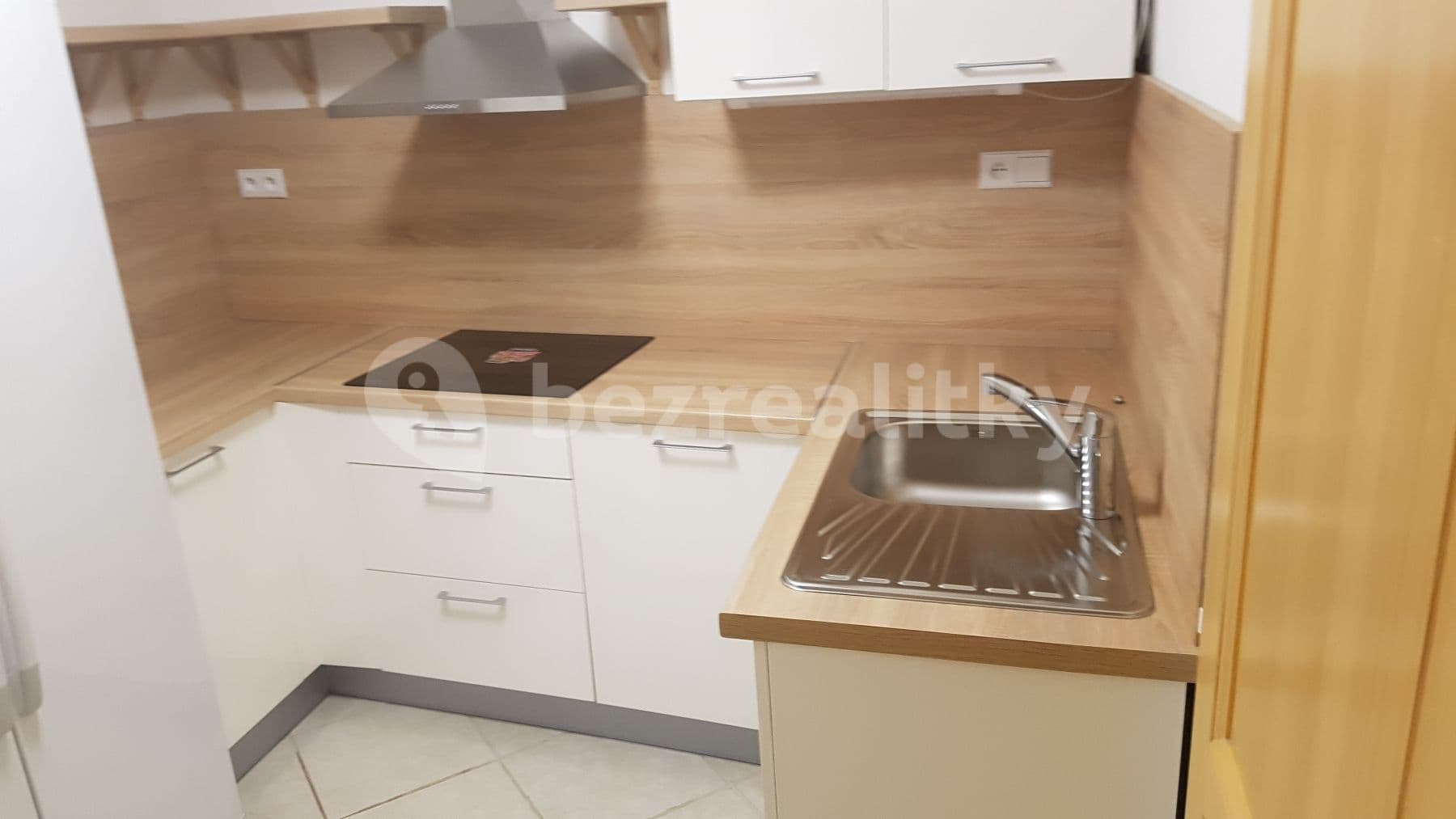 Pronájem bytu 1+1 54 m², Na Fialce I, Praha, Praha Pronájem bytu 1+1 54 m², Na Fialce I, Praha, Praha