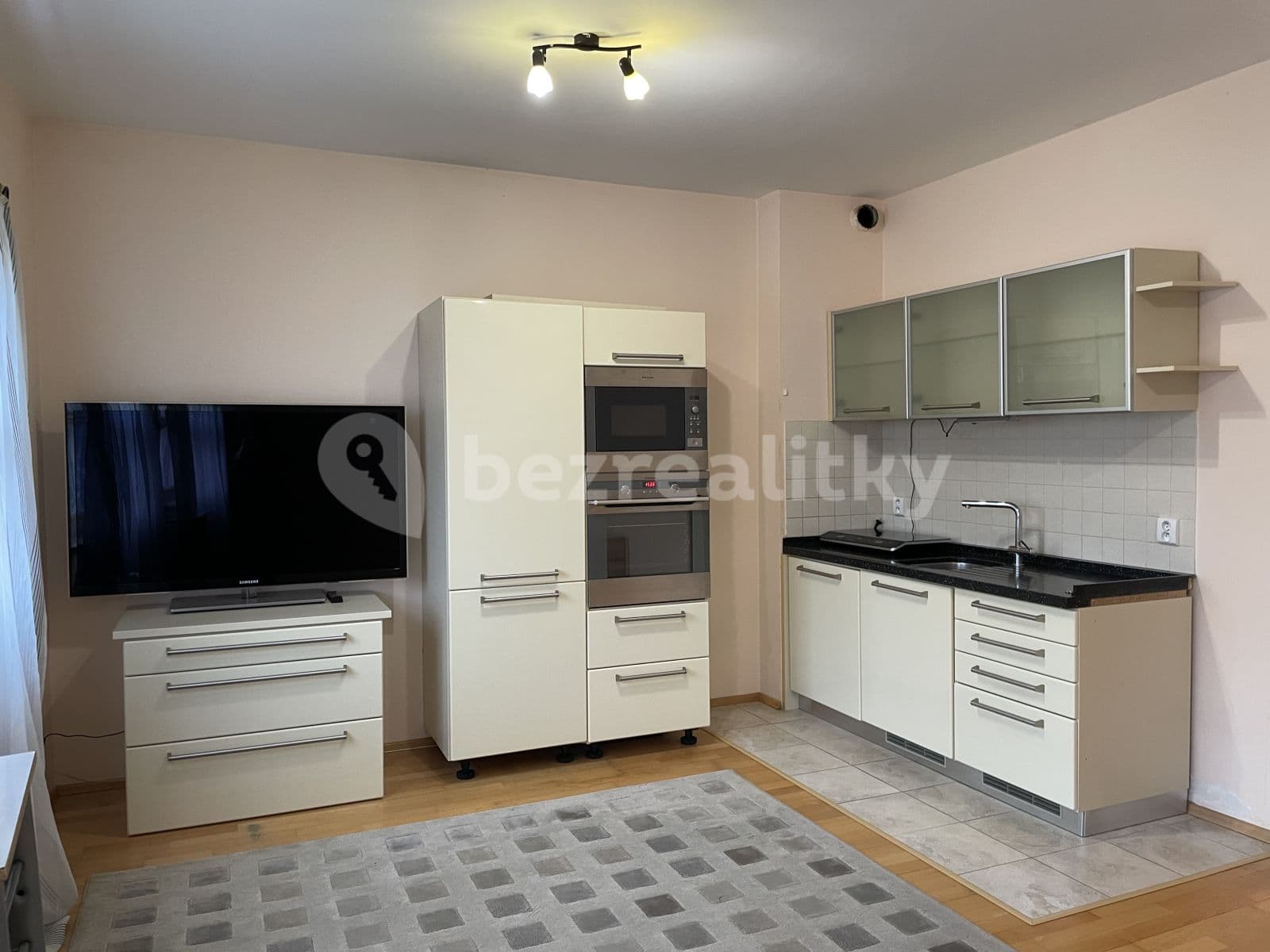 Pronájem bytu 1+kk 33 m², Mattioliho, Praha, Praha Pronájem bytu 1+kk 33 m², Mattioliho, Praha, Praha