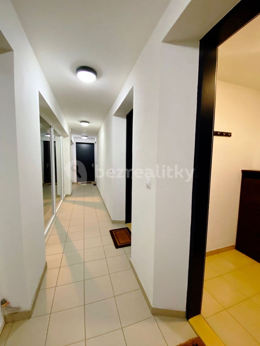 Pronájem bytu 2+kk 52 m², Vrátenská, Praha, Praha Pronájem bytu 2+kk 52 m², Vrátenská, Praha, Praha