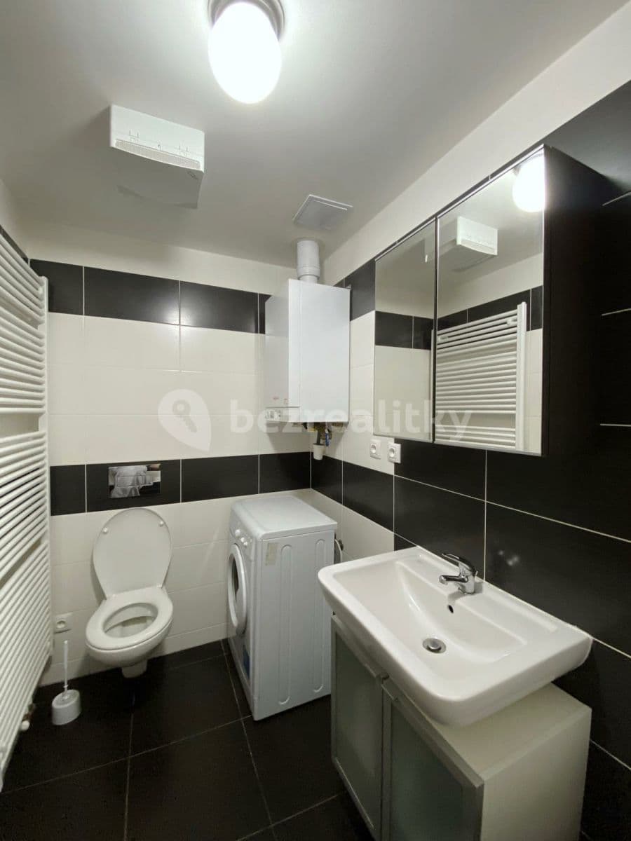 Pronájem bytu 2+kk 52 m², Vrátenská, Praha, Praha Pronájem bytu 2+kk 52 m², Vrátenská, Praha, Praha