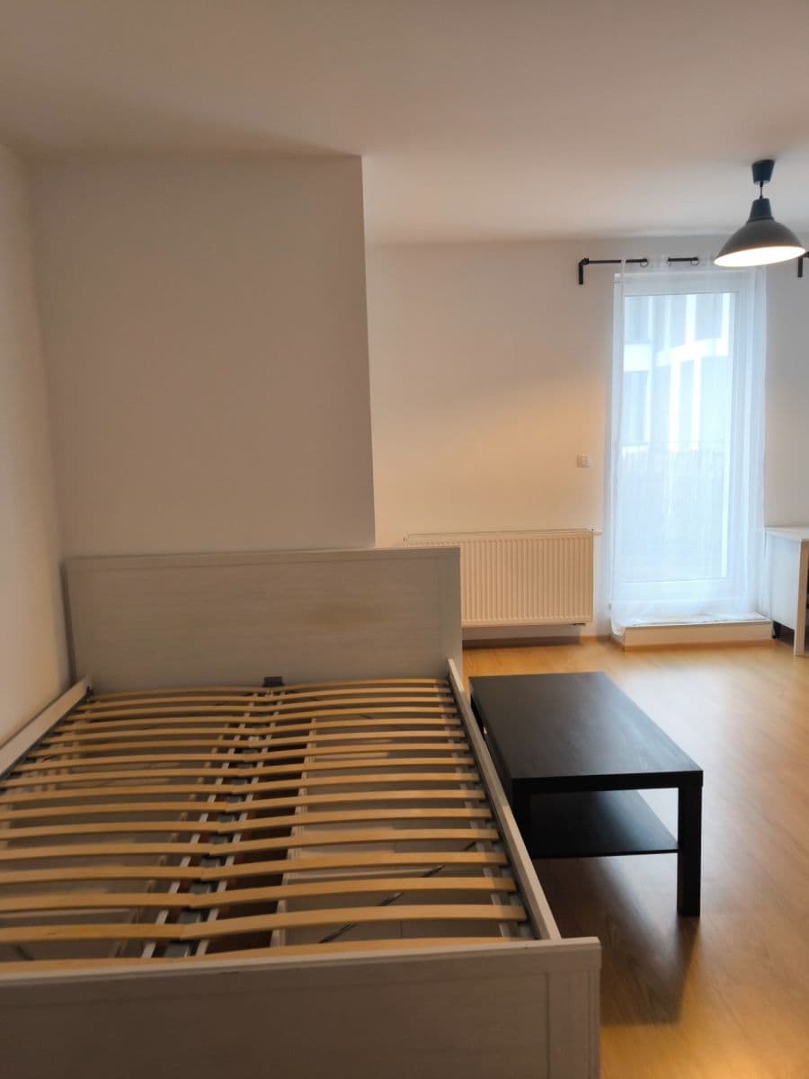 Pronájem bytu 2+kk 52 m², Vrátenská, Praha, Praha Pronájem bytu 2+kk 52 m², Vrátenská, Praha, Praha