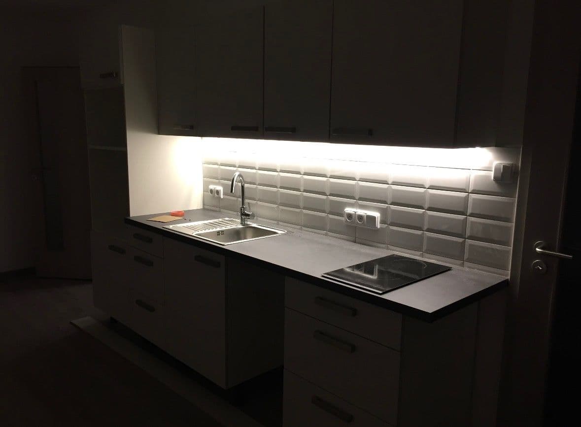 Pronájem bytu 2+kk 48 m², Komenského náměstí, Říčany, Středočeský kraj Pronájem bytu 2+kk 48 m², Komenského náměstí, Říčany, Středočeský kraj