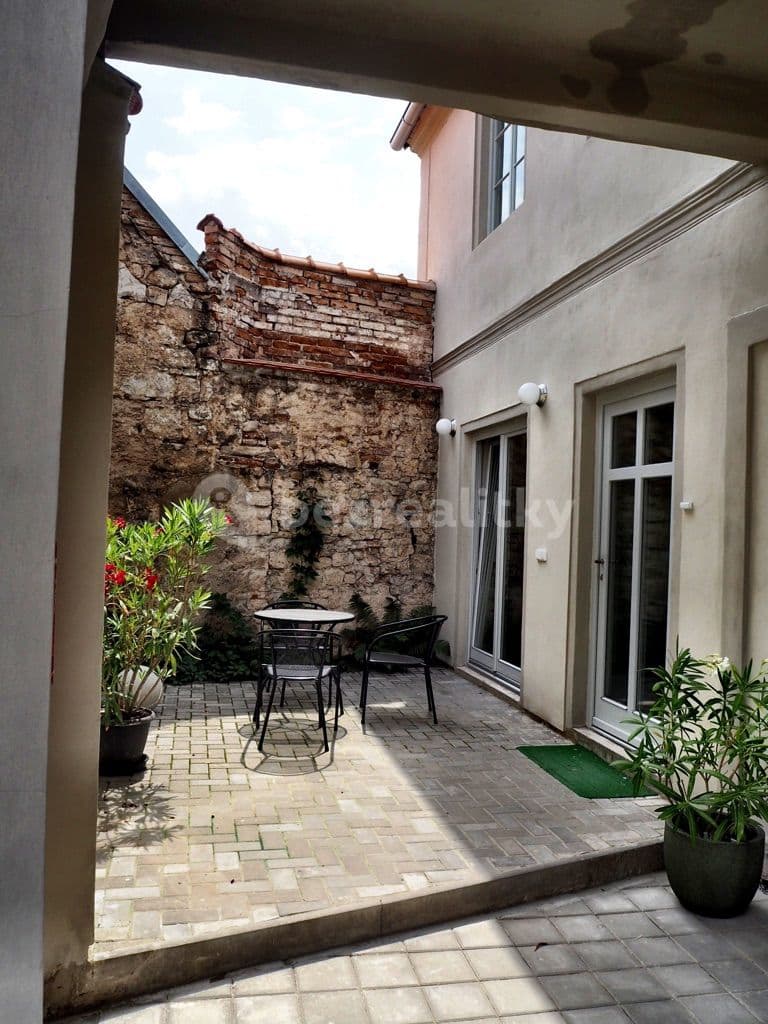 Pronájem bytu 1+kk 31 m², Mariánské náměstí, Brandýs nad Labem-Stará Boleslav, Středočeský kraj Pronájem bytu 1+kk 31 m², Mariánské náměstí, Brandýs nad Labem-Stará Boleslav, Středočeský kraj