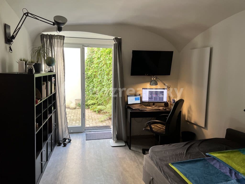 Pronájem bytu 1+kk 31 m², Mariánské náměstí, Brandýs nad Labem-Stará Boleslav, Středočeský kraj Pronájem bytu 1+kk 31 m², Mariánské náměstí, Brandýs nad Labem-Stará Boleslav, Středočeský kraj