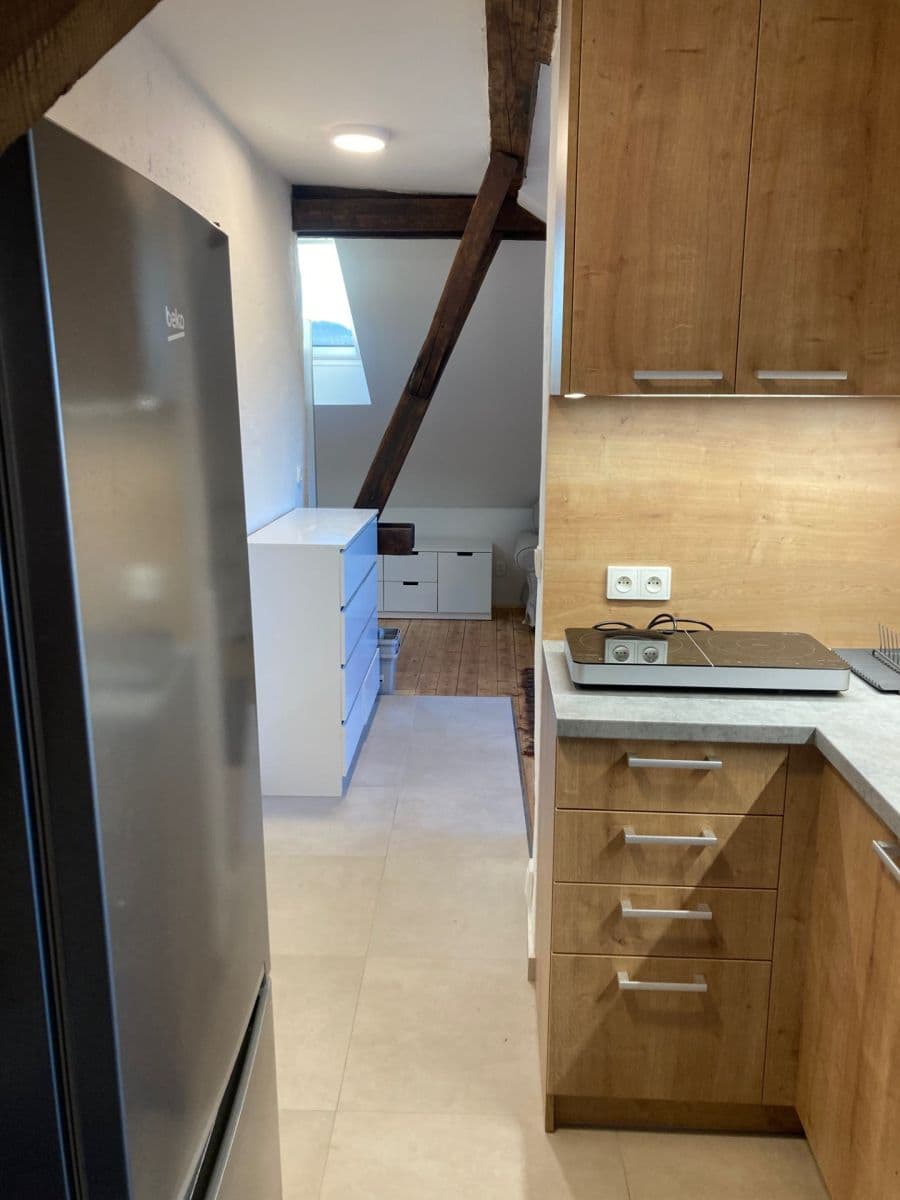 Pronájem bytu 1+kk 35 m², Mikšovského, Praha, Praha Pronájem bytu 1+kk 35 m², Mikšovského, Praha, Praha