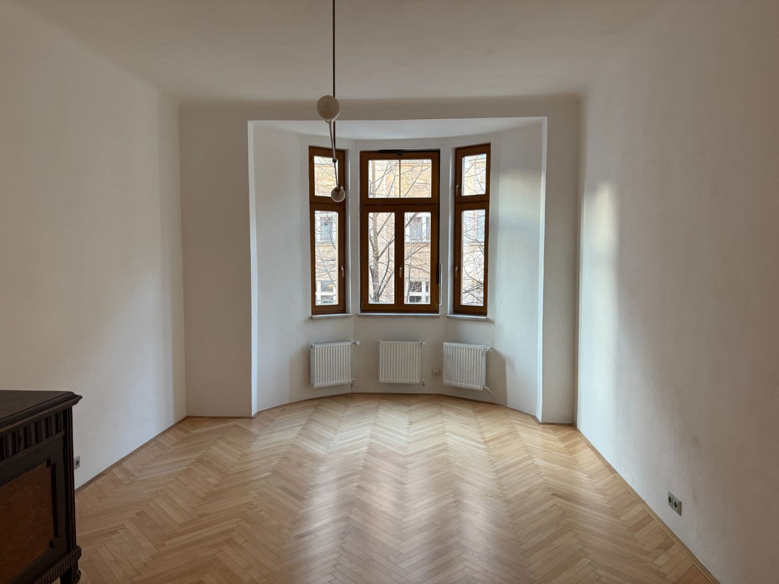 Pronájem bytu 2+1 84 m², Jaselská, Praha, Praha Pronájem bytu 2+1 84 m², Jaselská, Praha, Praha