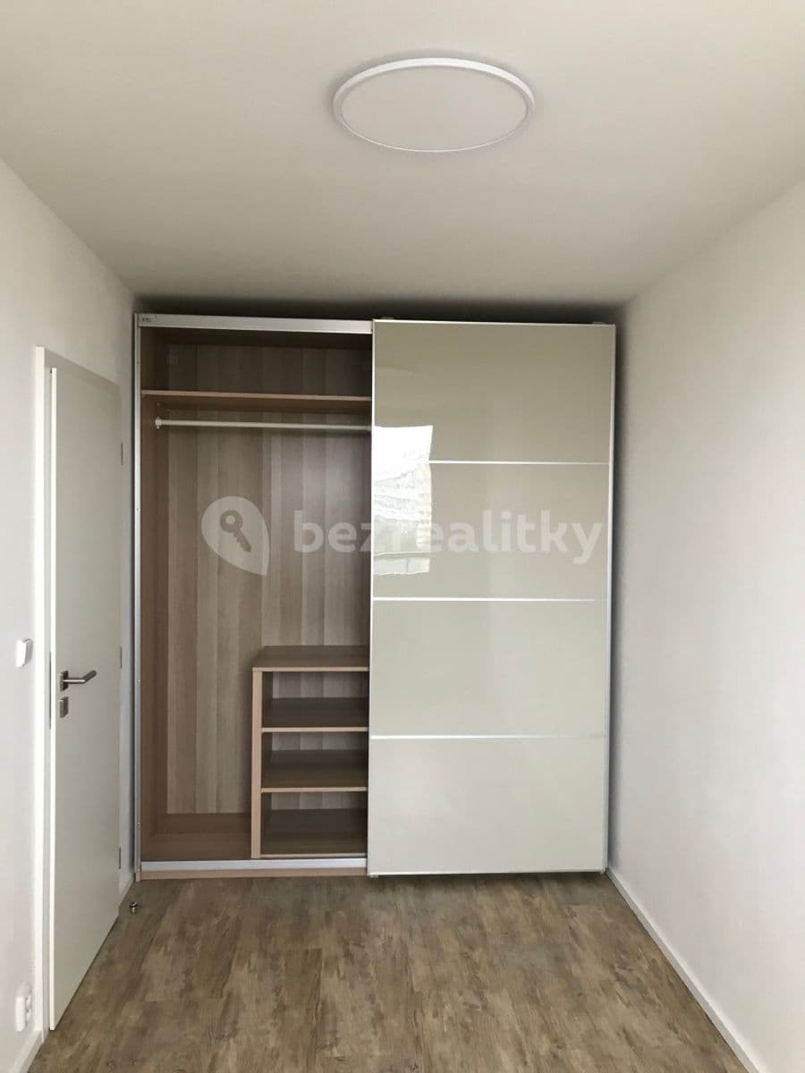 Pronájem bytu 3+1 60 m², Sulická, Praha, Praha Pronájem bytu 3+1 60 m², Sulická, Praha, Praha