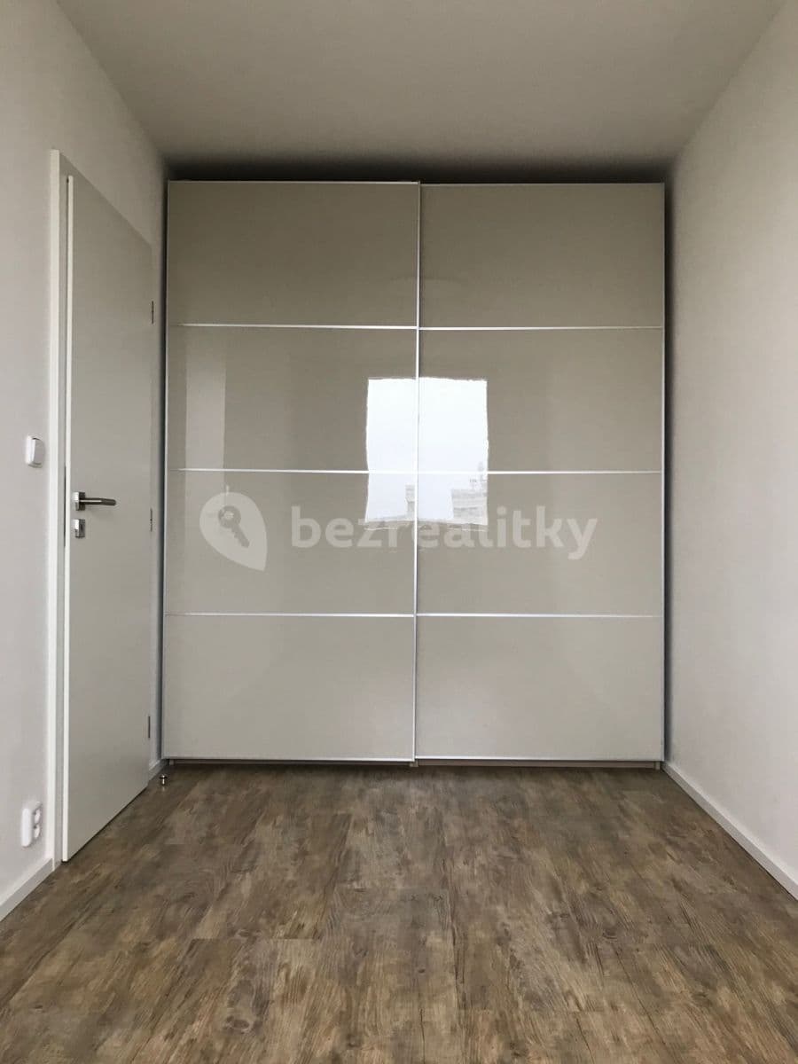 Pronájem bytu 3+1 60 m², Sulická, Praha, Praha Pronájem bytu 3+1 60 m², Sulická, Praha, Praha