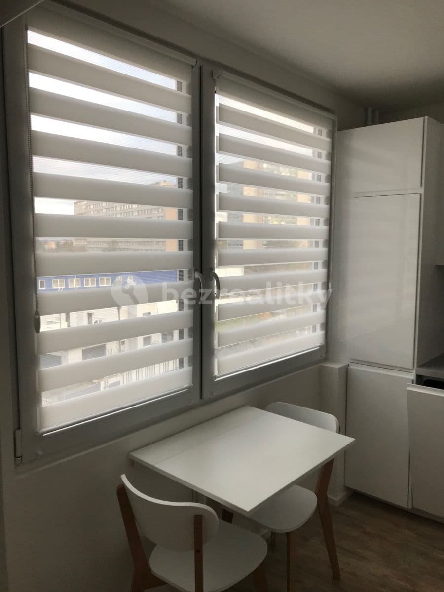 Pronájem bytu 3+1 60 m², Sulická, Praha, Praha Pronájem bytu 3+1 60 m², Sulická, Praha, Praha