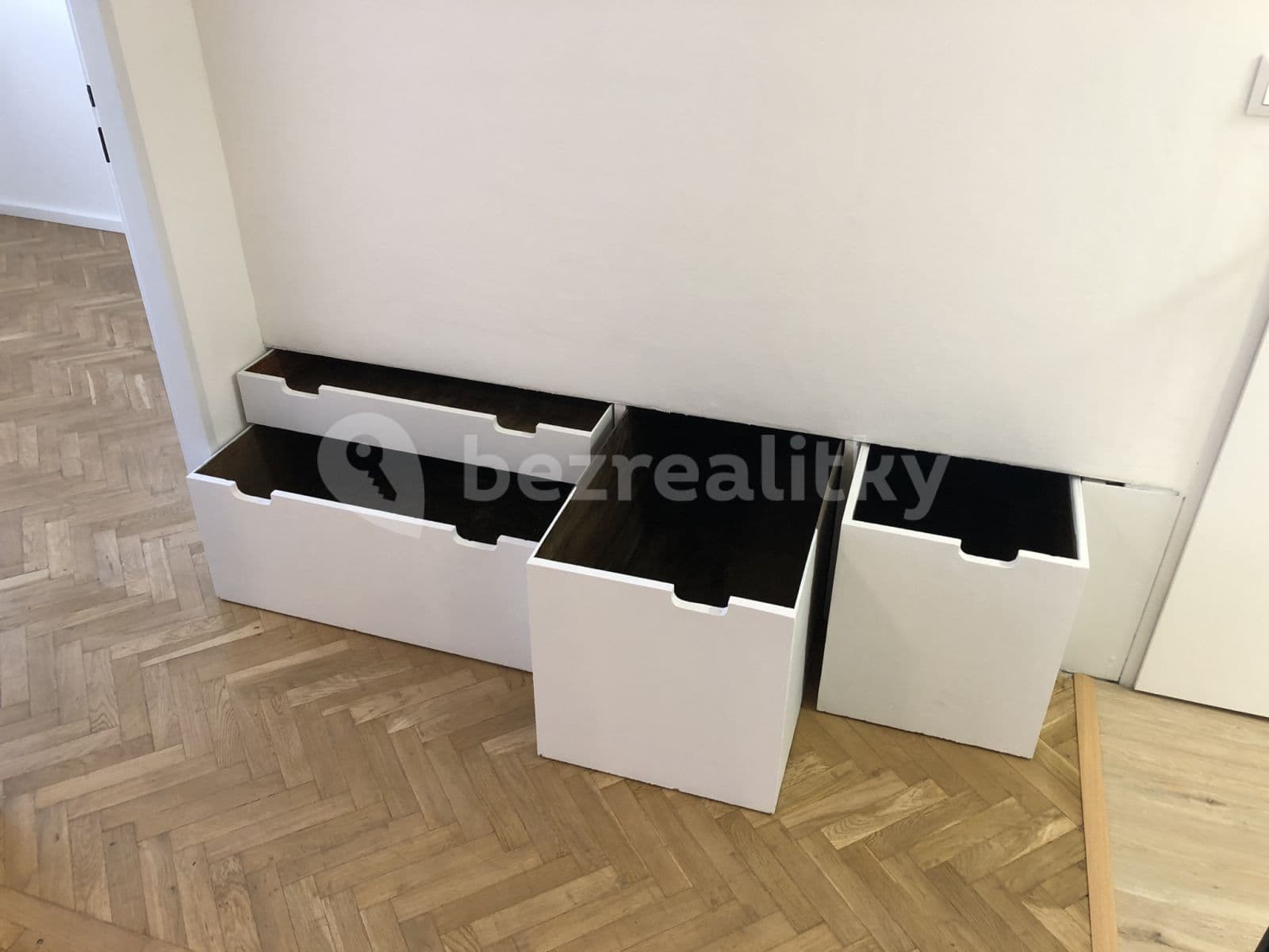 Pronájem bytu 2+kk 42 m², Svojetická, Praha, Praha Pronájem bytu 2+kk 42 m², Svojetická, Praha, Praha