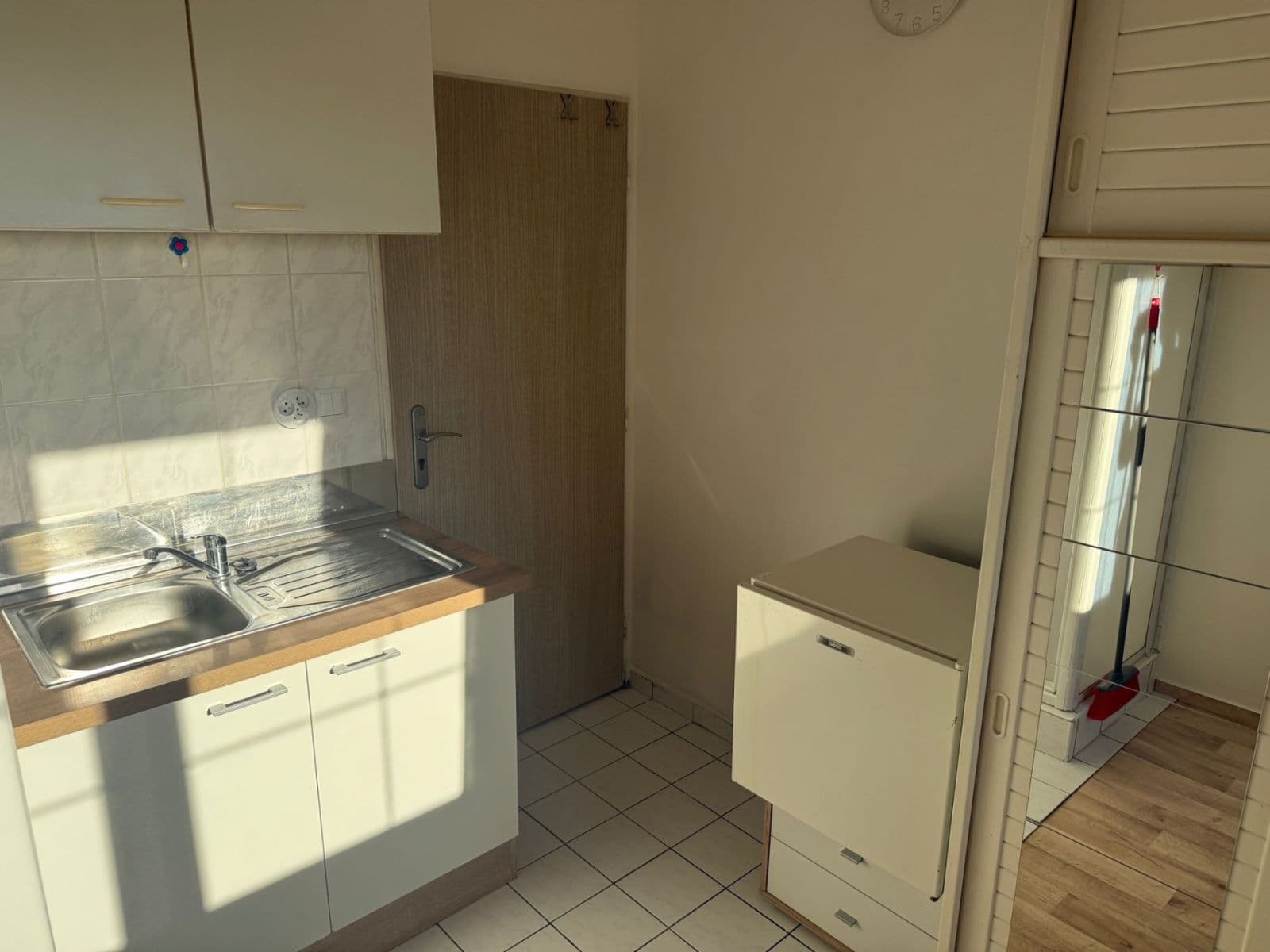 Pronájem bytu Garsoniéra 16 m², U Letiště, Praha, Praha Pronájem bytu Garsoniéra 16 m², U Letiště, Praha, Praha