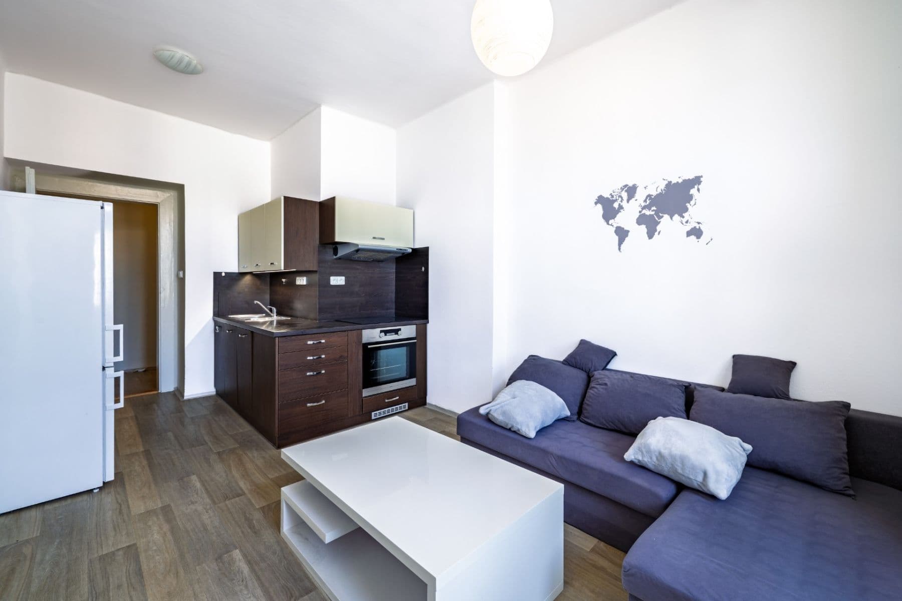 Pronájem bytu 1+1 48 m², Laubova, Praha, Praha Pronájem bytu 1+1 48 m², Laubova, Praha, Praha