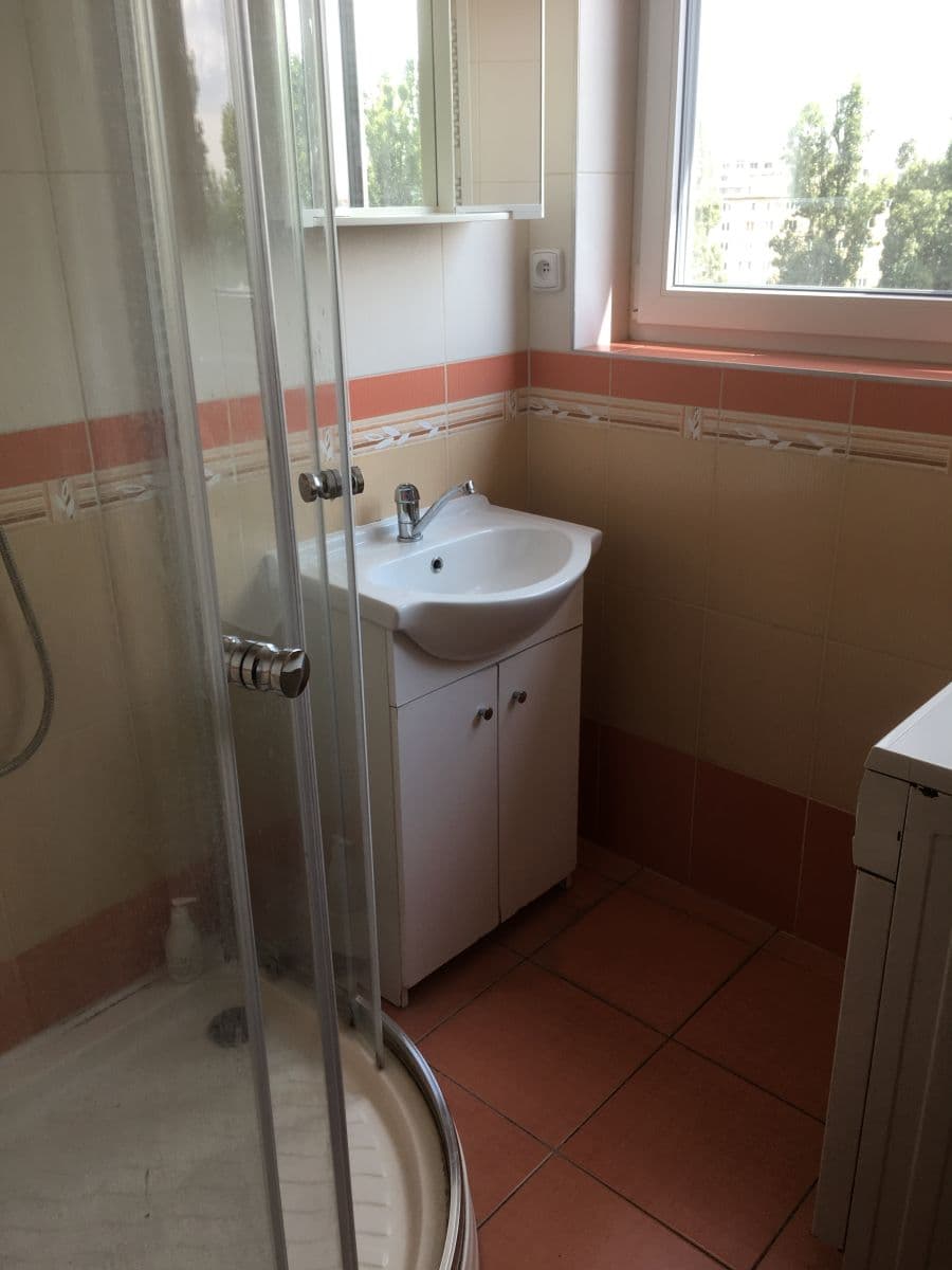 Pronájem bytu Garsoniéra 20 m², Buštěhradská, Praha, Praha Pronájem bytu Garsoniéra 20 m², Buštěhradská, Praha, Praha