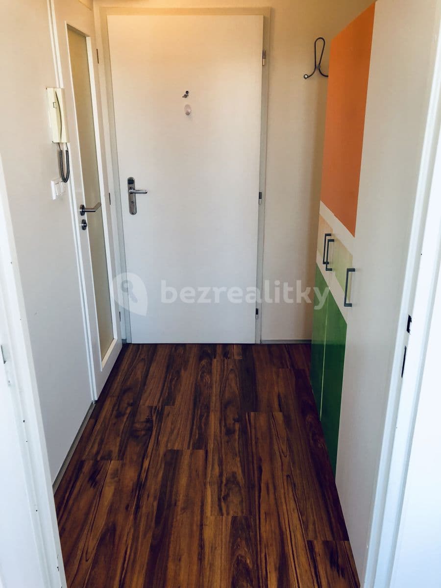 Pronájem bytu 1+kk 28 m², Molákova, Praha, Praha Pronájem bytu 1+kk 28 m², Molákova, Praha, Praha