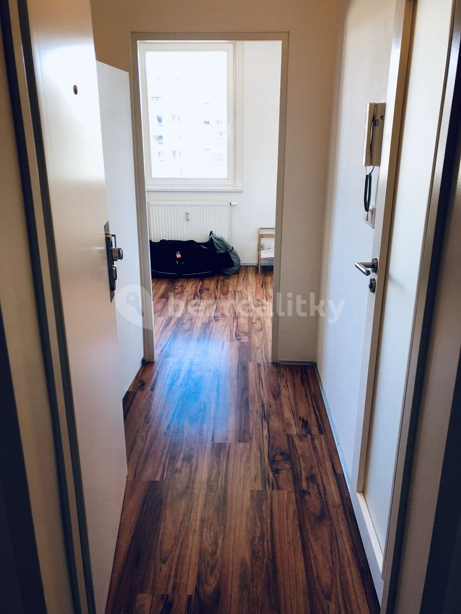 Pronájem bytu 1+kk 28 m², Molákova, Praha, Praha Pronájem bytu 1+kk 28 m², Molákova, Praha, Praha