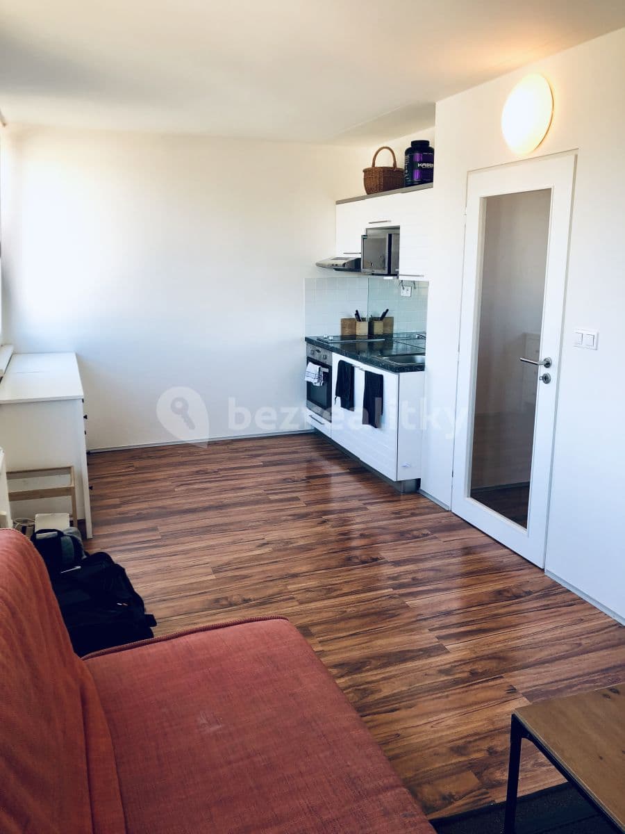 Pronájem bytu 1+kk 28 m², Molákova, Praha, Praha Pronájem bytu 1+kk 28 m², Molákova, Praha, Praha