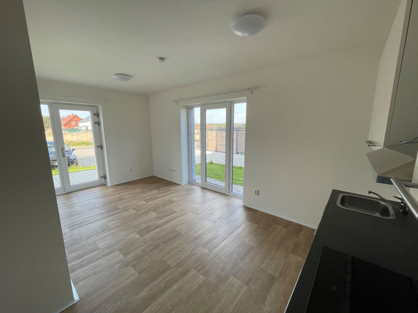 Pronájem bytu 1+kk 39 m², Krátká, Doksy, Středočeský kraj Pronájem bytu 1+kk 39 m², Krátká, Doksy, Středočeský kraj