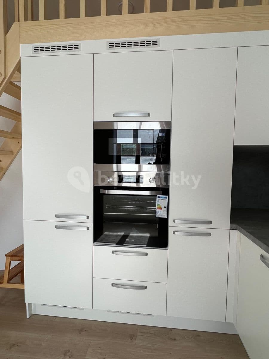 Pronájem bytu 2+kk 67 m², Hálkova, Humpolec, Kraj Vysočina Pronájem bytu 2+kk 67 m², Hálkova, Humpolec, Kraj Vysočina