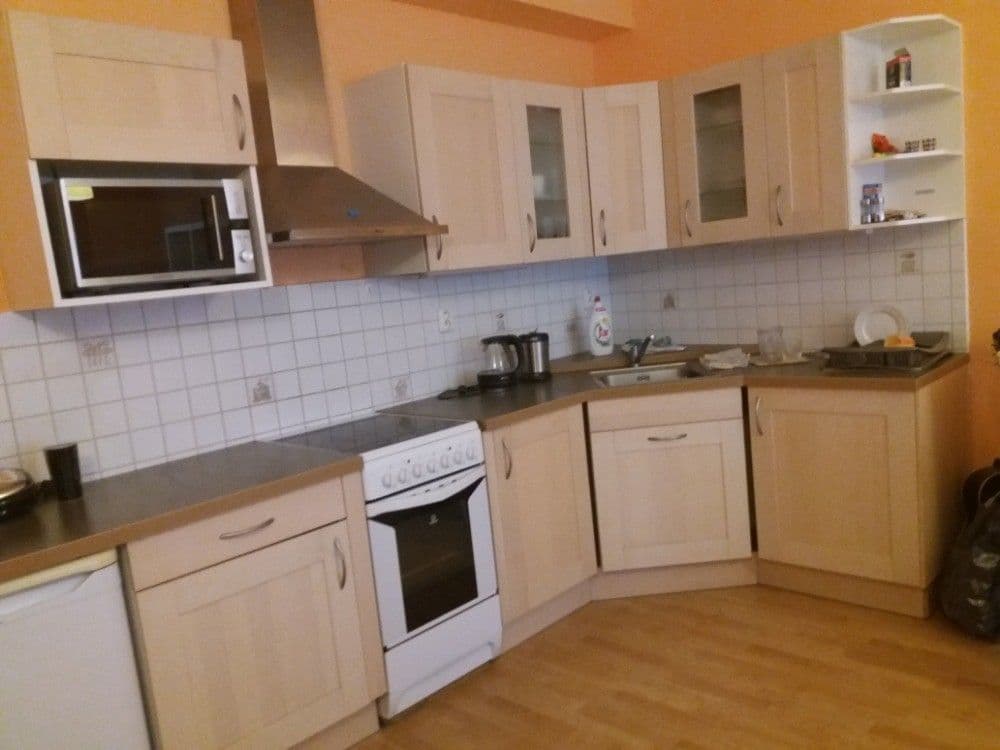 Pronájem bytu 2+kk 42 m², Jiráskova, Benešov, Středočeský kraj Pronájem bytu 2+kk 42 m², Jiráskova, Benešov, Středočeský kraj