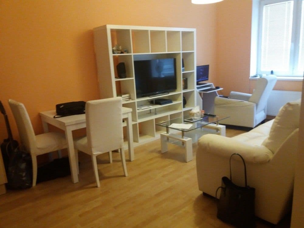 Pronájem bytu 2+kk 42 m², Jiráskova, Benešov, Středočeský kraj Pronájem bytu 2+kk 42 m², Jiráskova, Benešov, Středočeský kraj