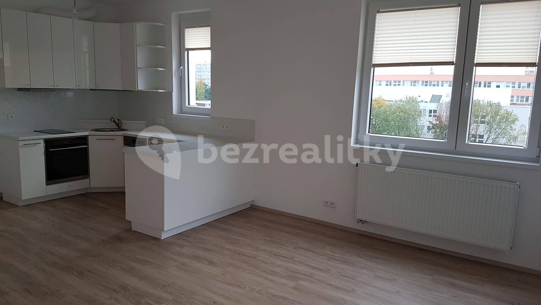 Pronájem bytu 2+kk 64 m², Makedonská, Praha, Praha Pronájem bytu 2+kk 64 m², Makedonská, Praha, Praha