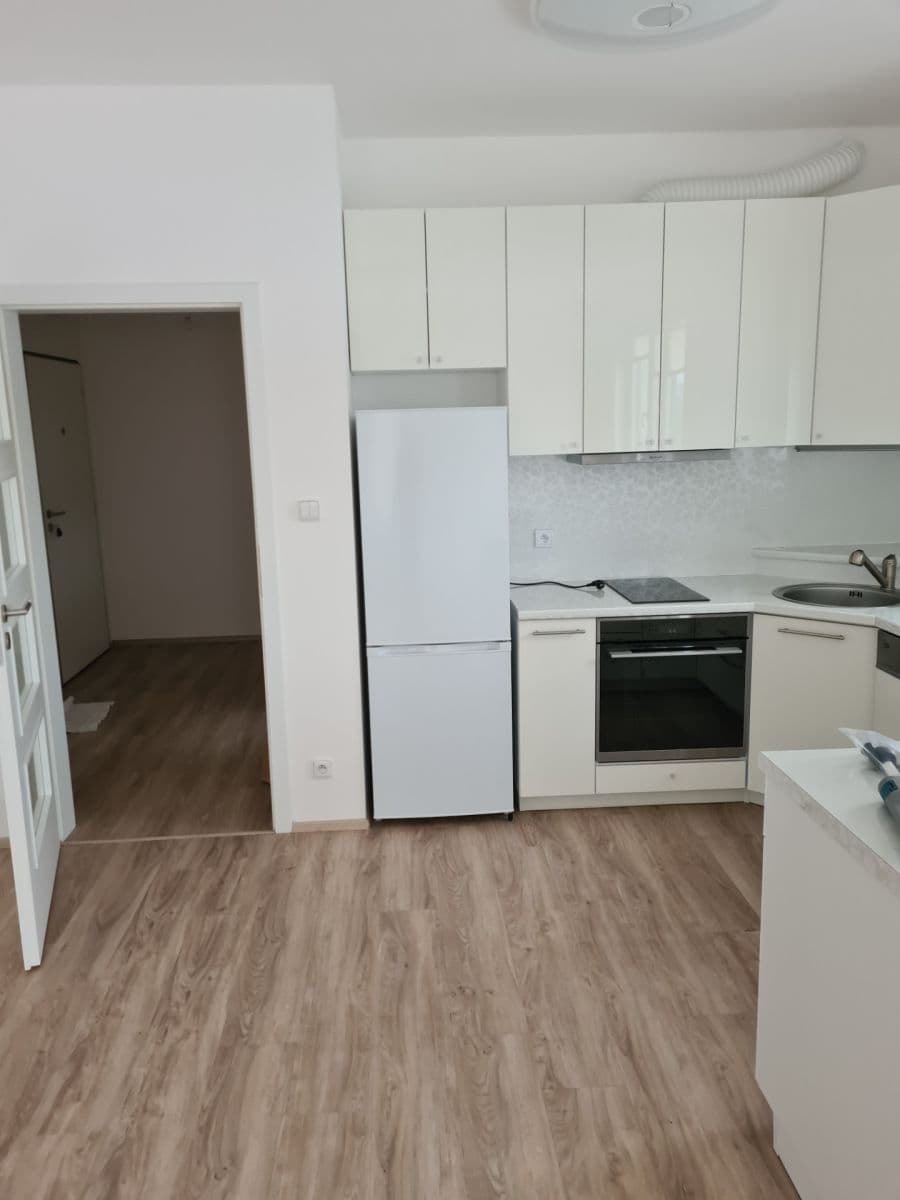 Pronájem bytu 2+kk 64 m², Makedonská, Praha, Praha Pronájem bytu 2+kk 64 m², Makedonská, Praha, Praha