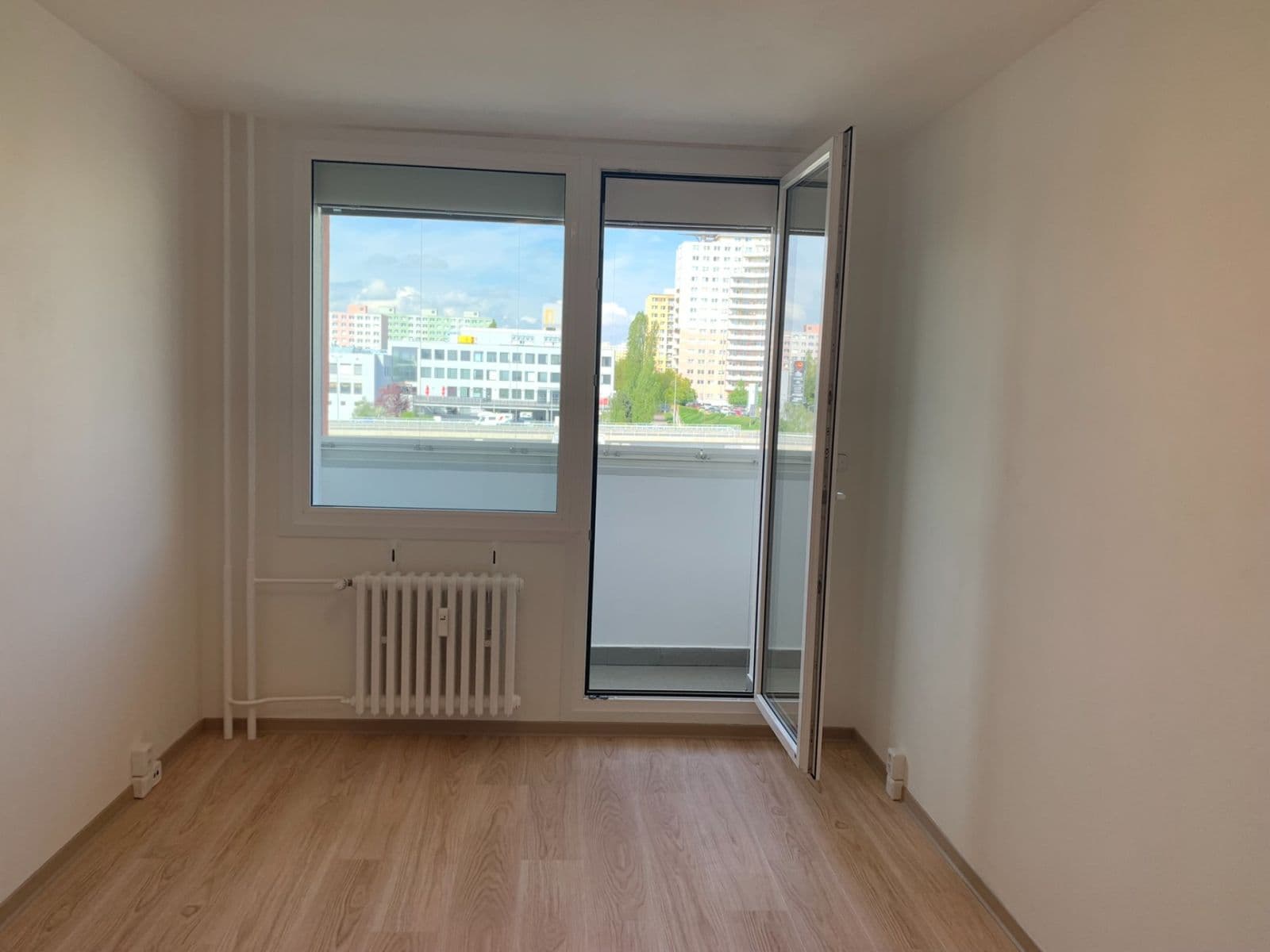Pronájem bytu 3+1 68 m², Nevanova, Praha, Praha Pronájem bytu 3+1 68 m², Nevanova, Praha, Praha