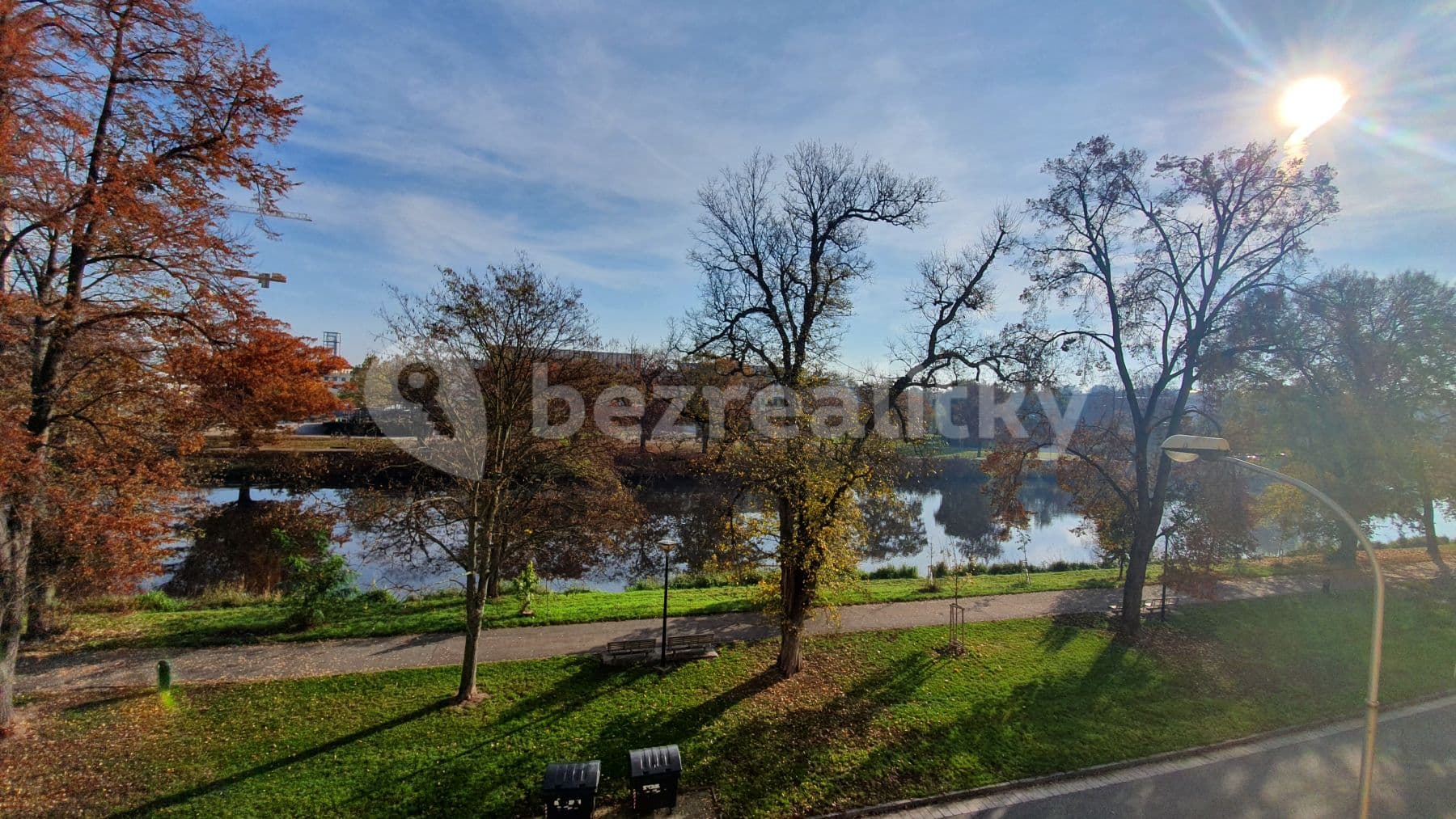 Pronájem bytu 70 m², Smetanovo nábřeží, Hradec Králové, Královéhradecký kraj Pronájem bytu 70 m², Smetanovo nábřeží, Hradec Králové, Královéhradecký kraj