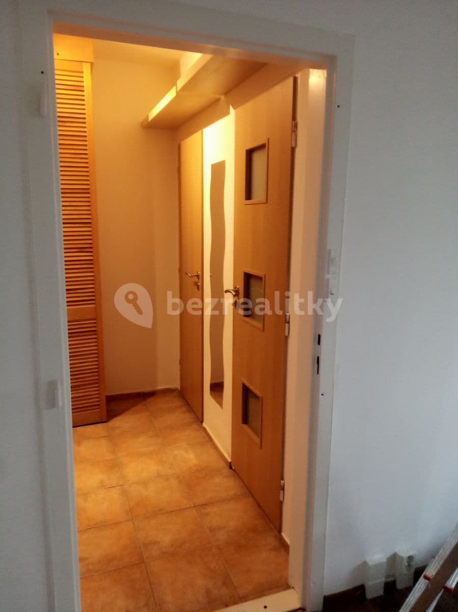 Pronájem bytu 1+kk 30 m², Květnového vítězství, Praha, Praha Pronájem bytu 1+kk 30 m², Květnového vítězství, Praha, Praha