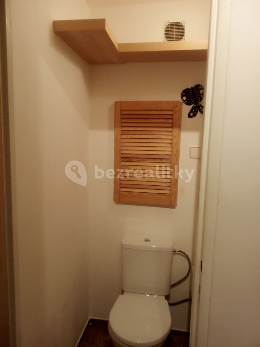 Pronájem bytu 1+kk 30 m², Květnového vítězství, Praha, Praha Pronájem bytu 1+kk 30 m², Květnového vítězství, Praha, Praha