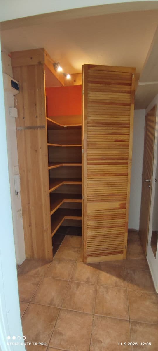 Pronájem bytu 1+kk 30 m², Květnového vítězství, Praha, Praha Pronájem bytu 1+kk 30 m², Květnového vítězství, Praha, Praha