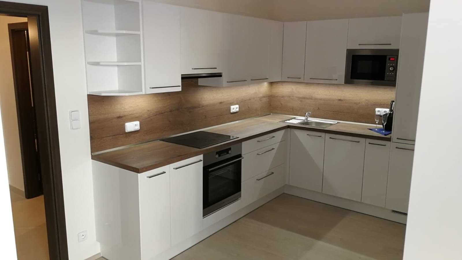 Pronájem bytu 2+kk 62 m², Makedonská, Praha, Praha Pronájem bytu 2+kk 62 m², Makedonská, Praha, Praha