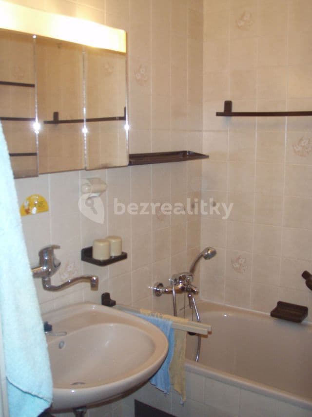 Pronájem bytu 2+1 53 m², Pacovská, Praha, Praha Pronájem bytu 2+1 53 m², Pacovská, Praha, Praha