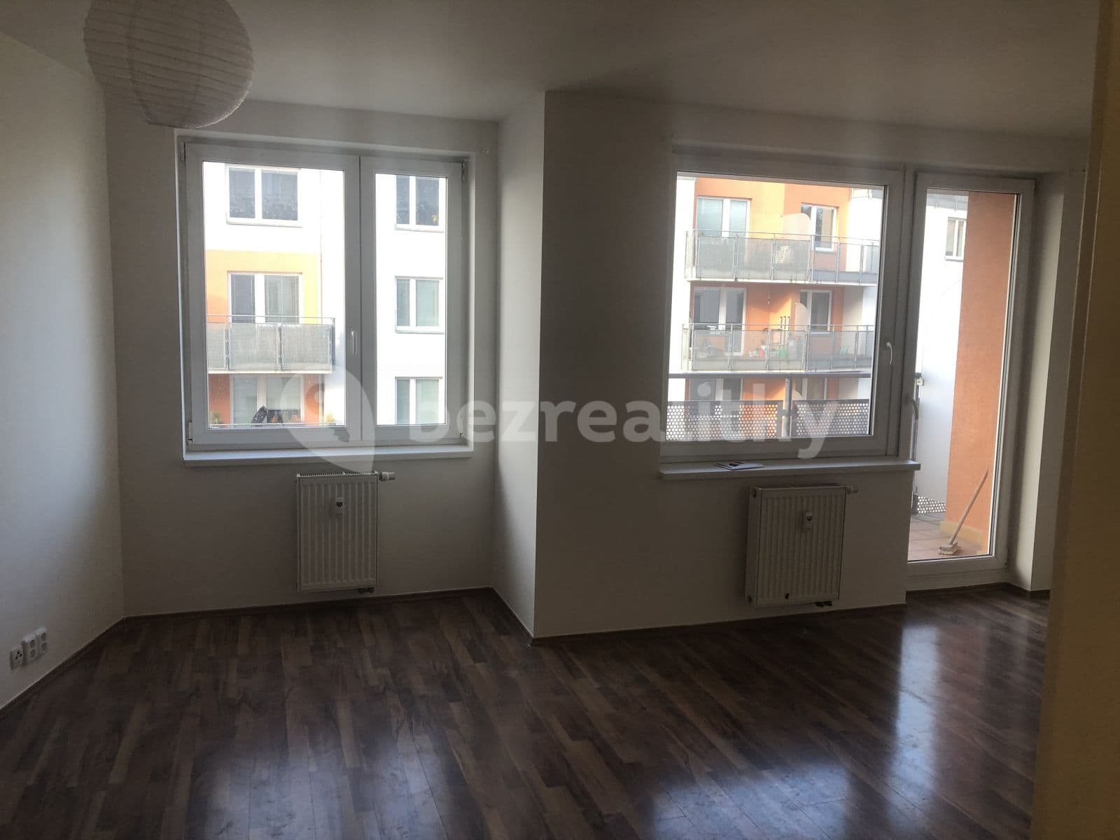 Pronájem bytu 1+kk 33 m², Ve Slatinách, Praha, Praha Pronájem bytu 1+kk 33 m², Ve Slatinách, Praha, Praha