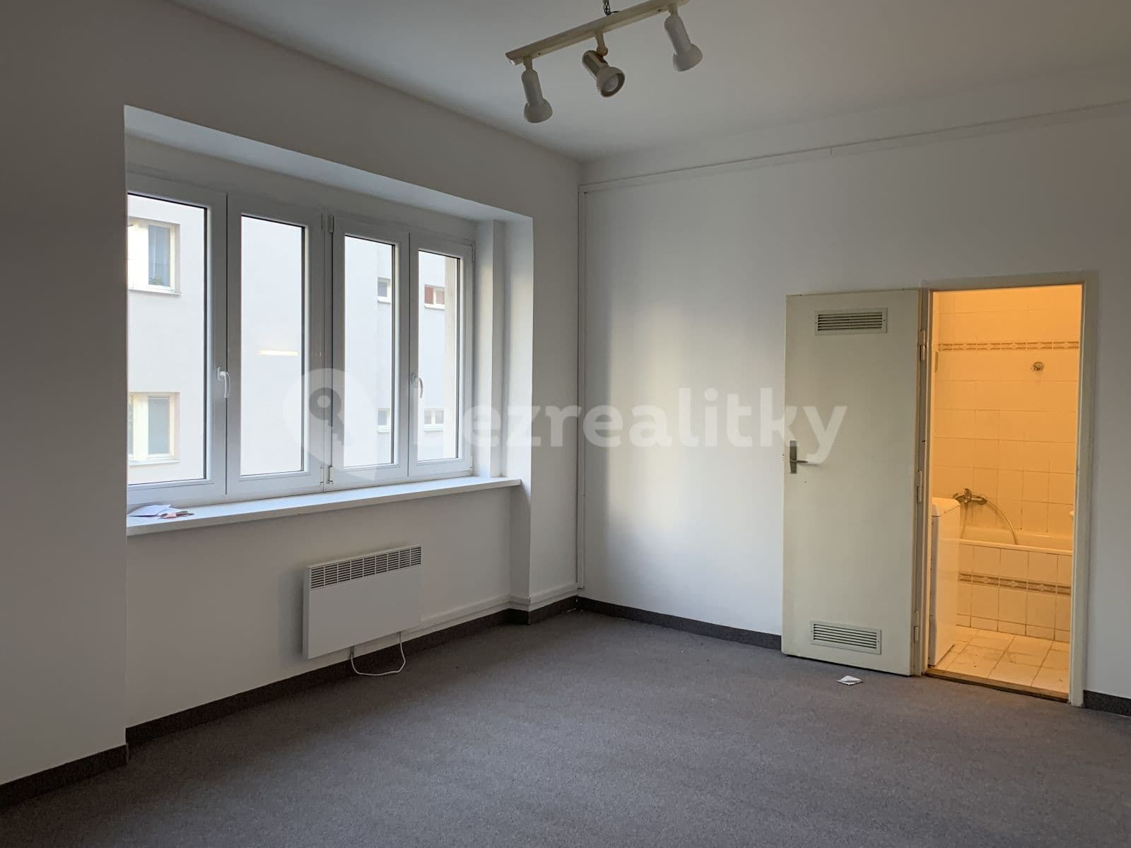 Pronájem bytu 1+1 39 m², Sdružení, Praha, Praha Pronájem bytu 1+1 39 m², Sdružení, Praha, Praha