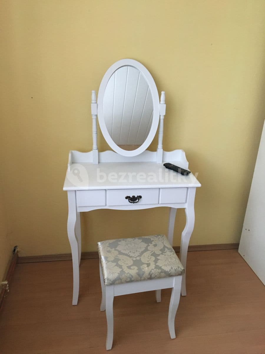 Pronájem bytu 3+1 73 m², Lidická, Mutějovice, Středočeský kraj Pronájem bytu 3+1 73 m², Lidická, Mutějovice, Středočeský kraj