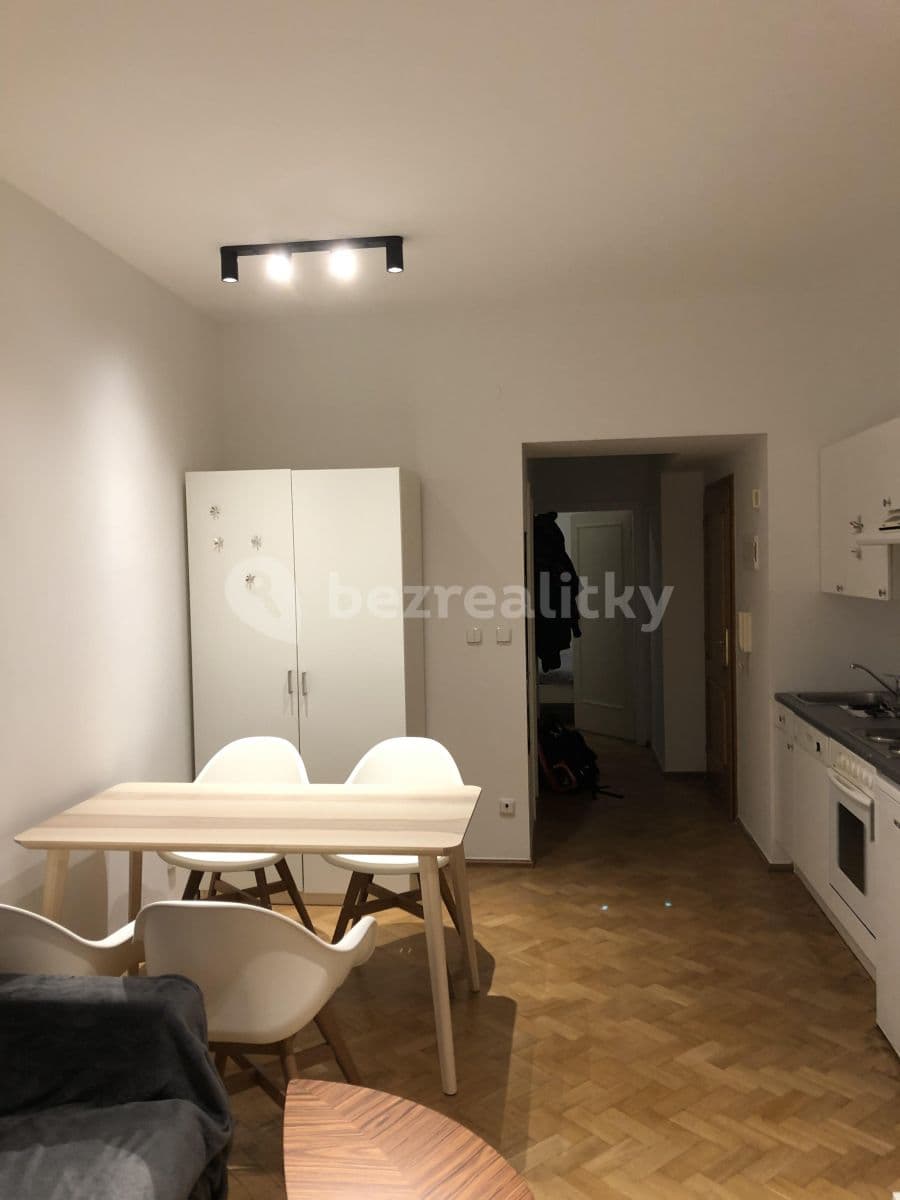 Pronájem bytu 2+kk 33 m², Mozartova, Praha, Praha Pronájem bytu 2+kk 33 m², Mozartova, Praha, Praha