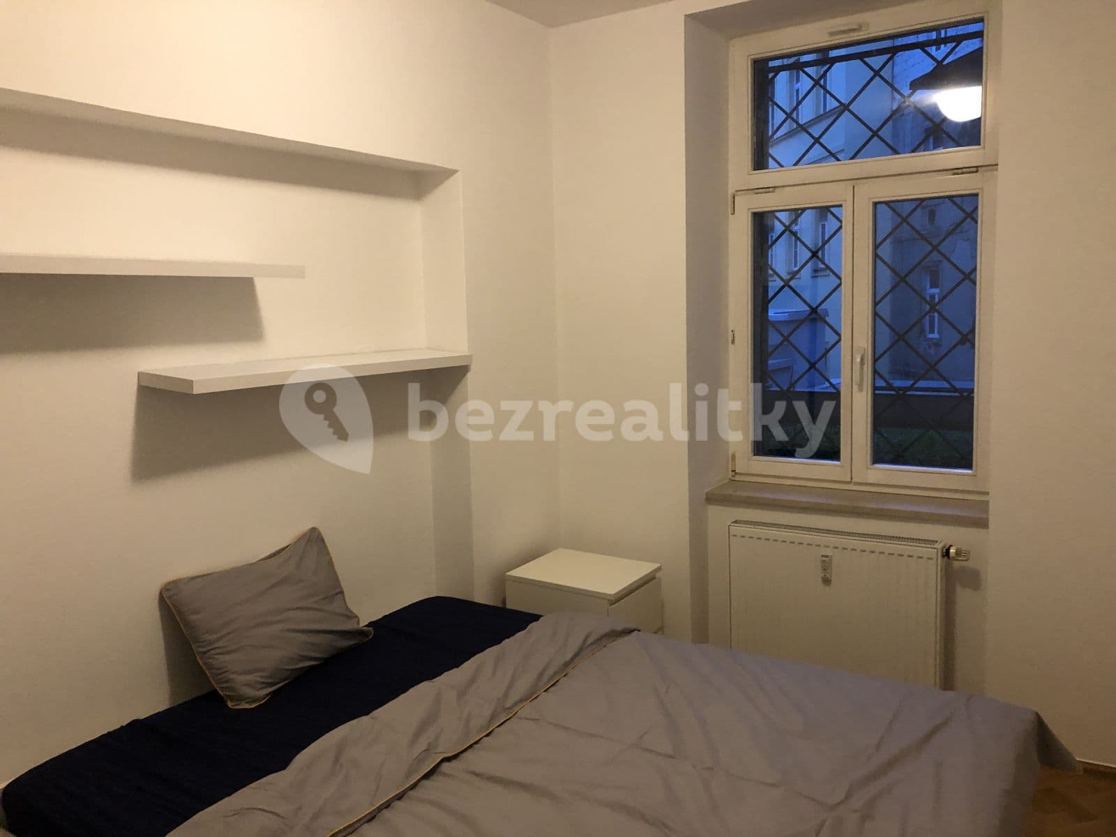 Pronájem bytu 2+kk 33 m², Mozartova, Praha, Praha Pronájem bytu 2+kk 33 m², Mozartova, Praha, Praha