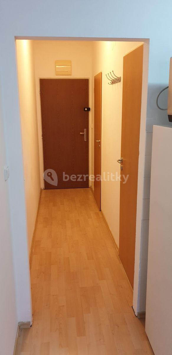 Pronájem bytu 2+kk 38 m², Hnězdenská, Praha, Praha