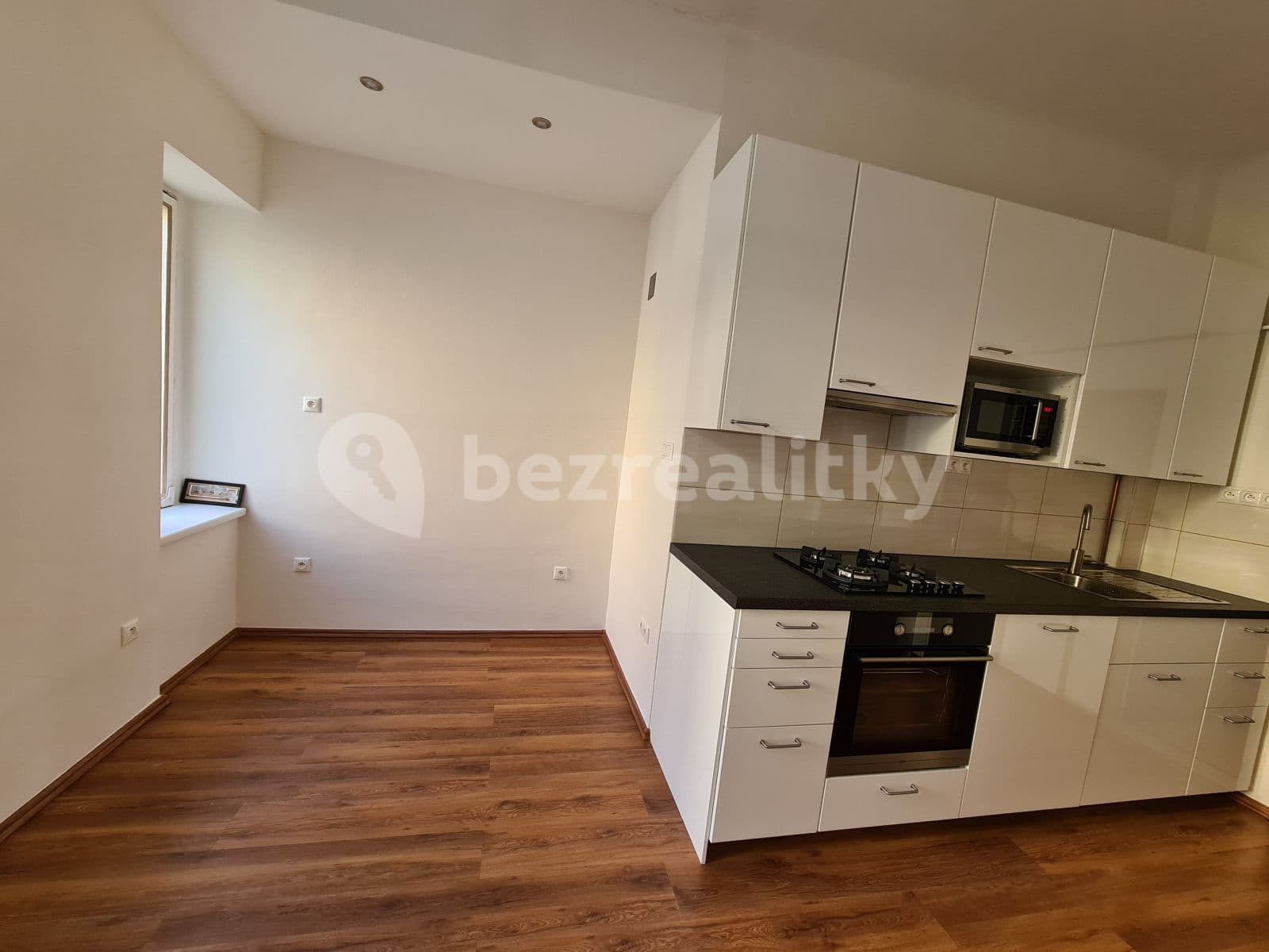 Pronájem bytu 2+kk 53 m², Víta Nejedlého, Praha, Praha Pronájem bytu 2+kk 53 m², Víta Nejedlého, Praha, Praha