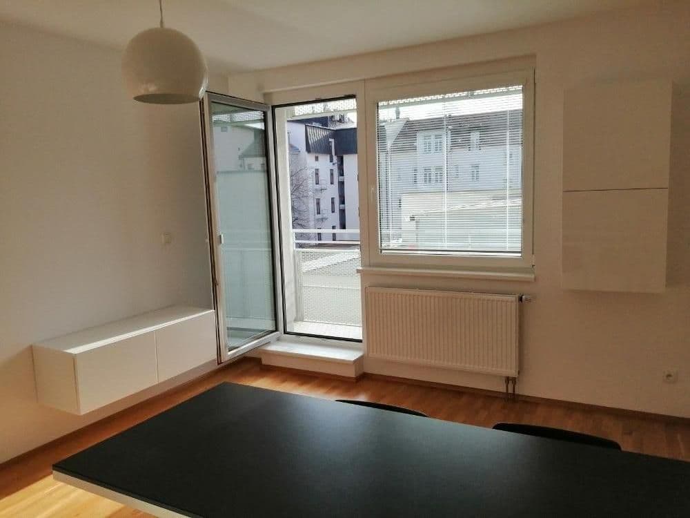 Pronájem bytu 1+kk 28 m², U Svobodárny, Praha, Praha Pronájem bytu 1+kk 28 m², U Svobodárny, Praha, Praha