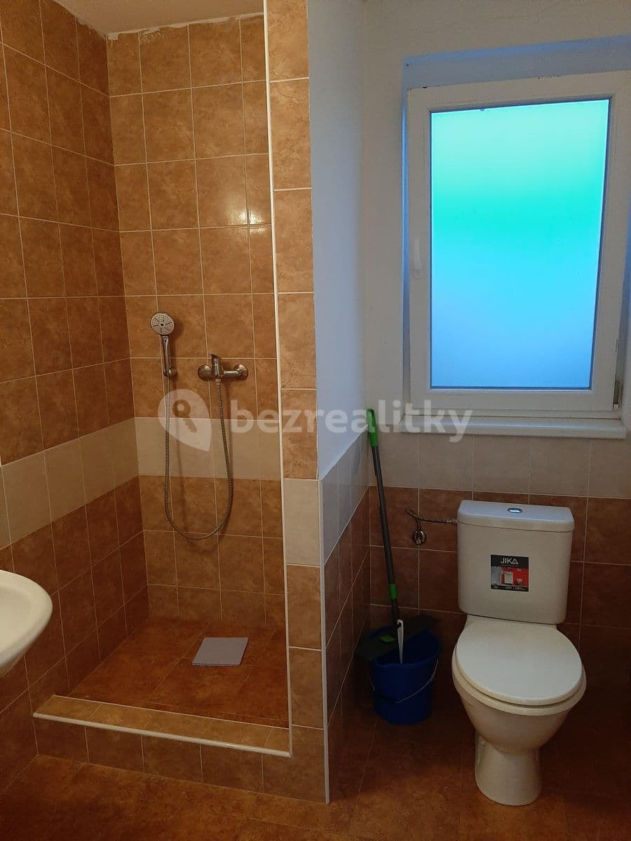 Pronájem bytu Garsoniéra 35 m², Nádražní, Líbeznice, Středočeský kraj Pronájem bytu Garsoniéra 35 m², Nádražní, Líbeznice, Středočeský kraj