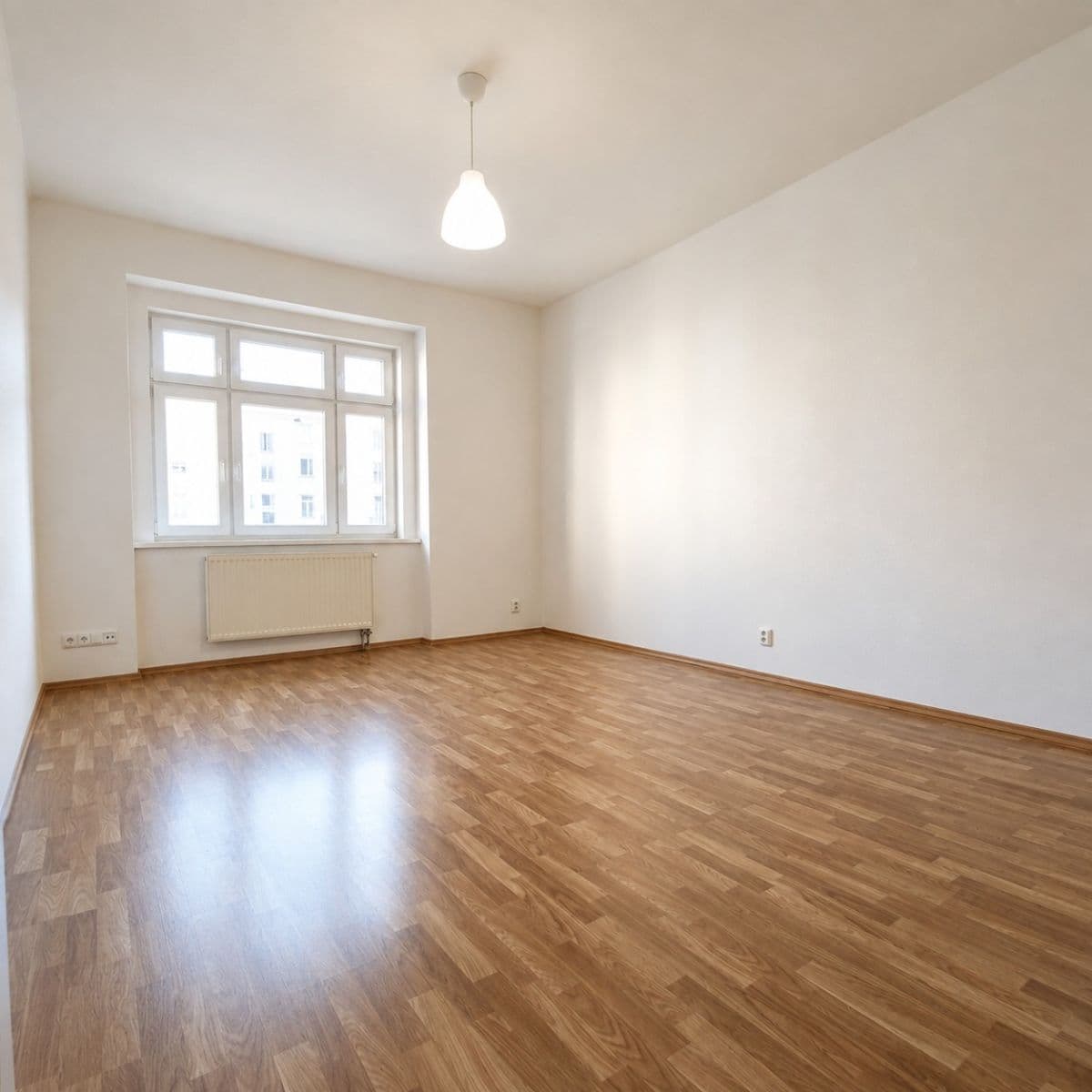 Pronájem bytu 2+kk 45 m², Bulharská, Praha, Praha Pronájem bytu 2+kk 45 m², Bulharská, Praha, Praha