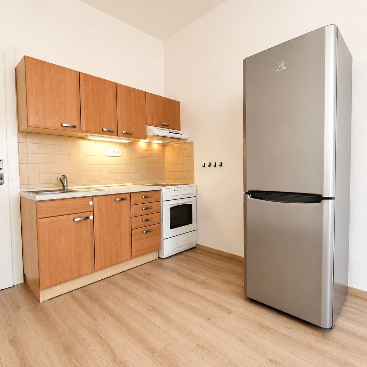 Pronájem bytu 2+kk 45 m², Bulharská, Praha, Praha Pronájem bytu 2+kk 45 m², Bulharská, Praha, Praha