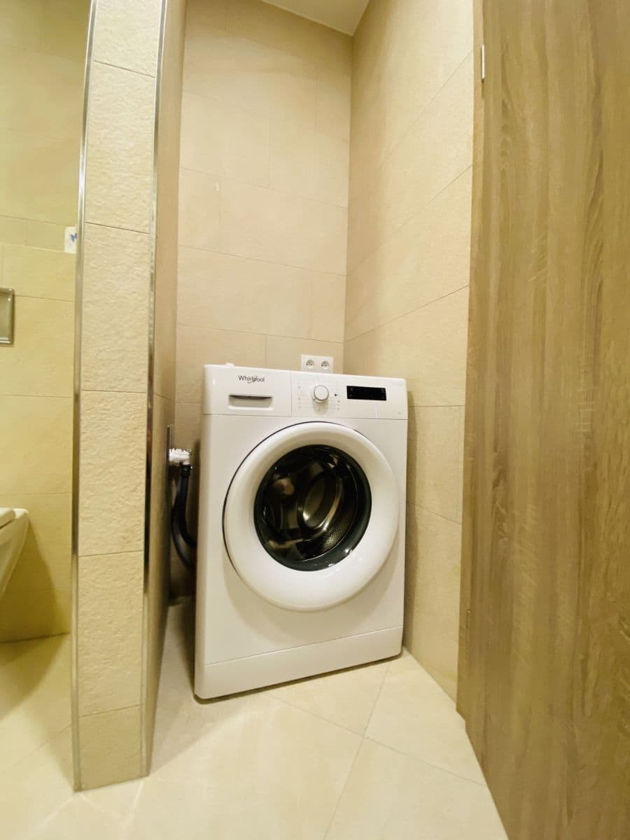 Pronájem bytu 1+kk 38 m², Chorošová, Praha, Praha Pronájem bytu 1+kk 38 m², Chorošová, Praha, Praha